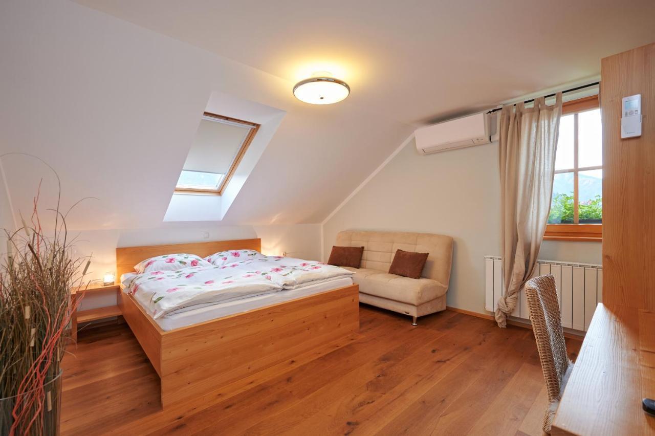 Guest House Hisa Sonca Luče Εξωτερικό φωτογραφία